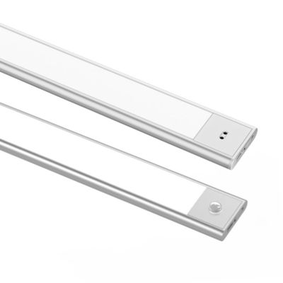 Panjang Kabel 1500mm Di Bawah Kabinet Panel Cahaya dengan Sensor Gerak PIR dan Dibekali oleh Sumber Plug-in